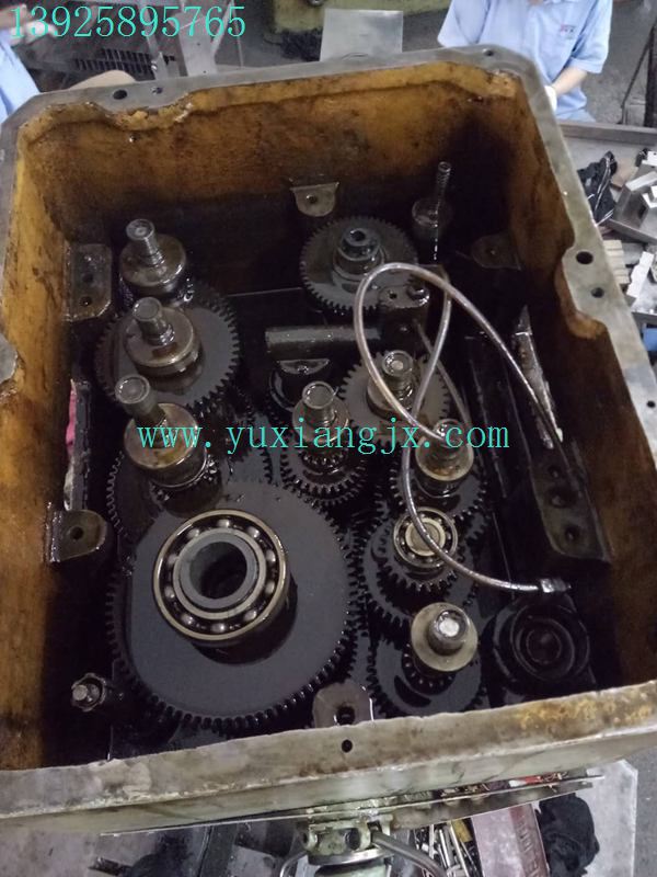 銑床維修銑床的作用與區別